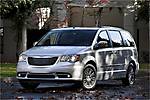 Chrysler-Town and Country 2011 img-01