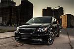 Chrysler-Town and Country S 2013 img-01